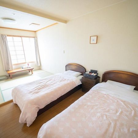 Nanputei Hotell Minamifurano Exteriör bild